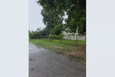 1718 Woodard Street, Houston, TX 77009 - Photo 3