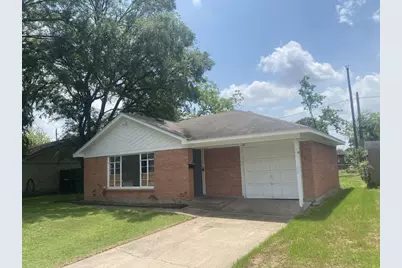 121 W Riverwood Drive, Houston, TX 77076 - Photo 1