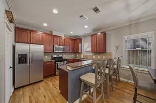 5832 Darling St, Houston, TX 77007 - Photo 13