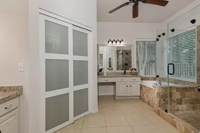 67 N Old Cedar Circle, The Woodlands, TX 77382 - Photo 15