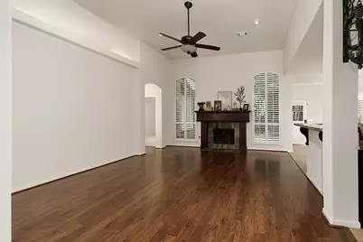 67 N Old Cedar Circle, The Woodlands, TX 77382 - Photo 5