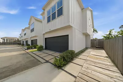 1902 Hollister Spruce Lane, Houston, TX 77080 - Photo 29