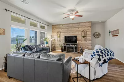 1614 Laslina Lane, League City, TX 77573 - Photo 9