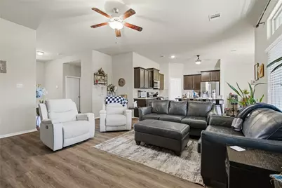 1614 Laslina Lane, League City, TX 77573 - Photo 11