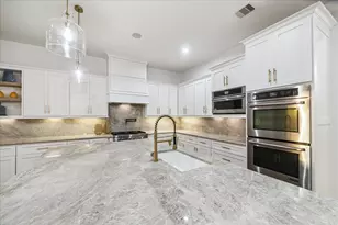 19 Sanctuary Trail, Missouri City, TX 77459 - Photo 17