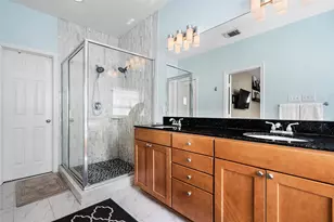 1109 W 15th 1/2 St, Houston, TX 77008 - Photo 27