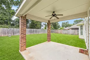 219 Myrtle Dr, Baytown, TX 77520 - Photo 45