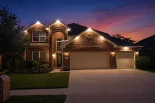 219 Myrtle Dr, Baytown, TX 77520 - Photo 3