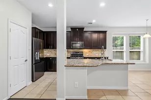 219 Myrtle Dr, Baytown, TX 77520 - Photo 15