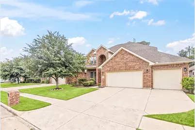 219 Myrtle Drive, Baytown, TX 77520 - Photo 1