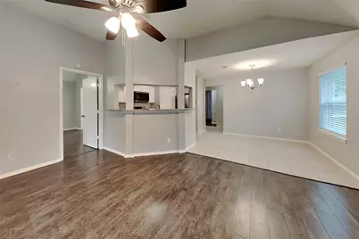 18203 Campbellford Drive, Tomball, TX 77377 - Photo 3
