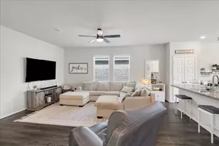 8426 Moonlight Bay Cir, Baytown, TX 77523 - Photo 9