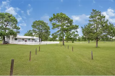 868 Lisa Mae Road, Bellville, TX 77418 - Photo 9