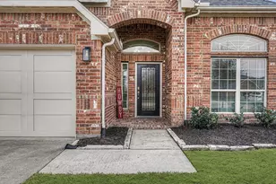 1504 Nacogdoches Valley Dr, League City, TX 77573 - Photo 3
