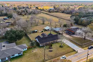 2465 Ryan Dr, Alvin, TX 77511 - Photo 39