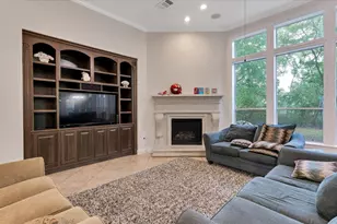 3 N Fair Manor Cir, The Woodlands, TX 77382 - Photo 11