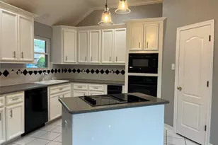 417 Forest Pines Ct, Friendswood, TX 77546 - Photo 7