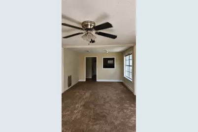 7102 Stewart Street, Hitchcock, TX 77563 - Photo 11