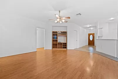 17919 Magenta Springs Drive, Humble, TX 77346 - Photo 5