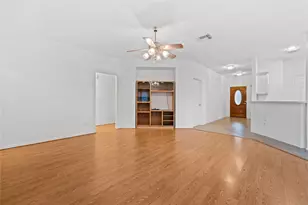 17919 Magenta Springs Dr, Humble, TX 77346 - Photo 5