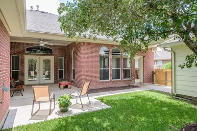 3208 Sumac Drive, Pearland, TX 77584 - Photo 3