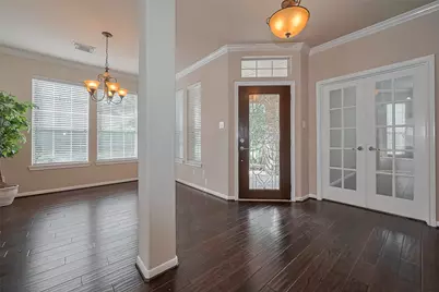 15 Wenoah Place, The Woodlands, TX 77389 - Photo 3
