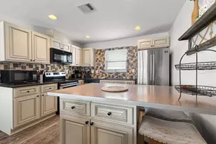 17812 Vera Cruz Blvd, Galveston, TX 77554 - Photo 7