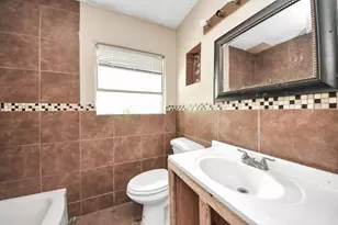 1501 Sheridan Rd, Pasadena, TX 77502 - Photo 17