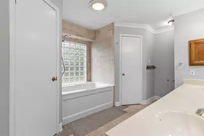 1207 Yorkshire Drive, Friendswood, TX 77546 - Photo 15