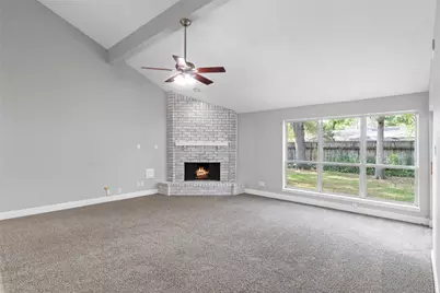 1207 Yorkshire Drive, Friendswood, TX 77546 - Photo 5