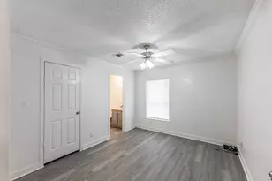 158 Varsity Circle, Huntsville, TX 77340 - Photo 15