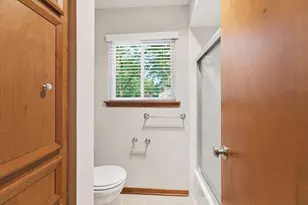 2 Rambling Wood Ct, The Woodlands, TX 77380 - Photo 25