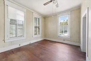 1702 Rosenberg St, Galveston, TX 77550 - Photo 3