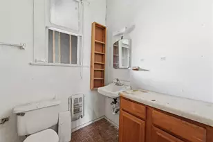 1702 Rosenberg St, Galveston, TX 77550 - Photo 17