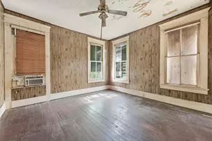 1702 Rosenberg St, Galveston, TX 77550 - Photo 19