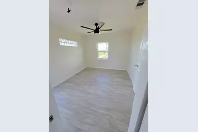14142 Miramar Drive, Galveston, TX 77554 - Photo 17
