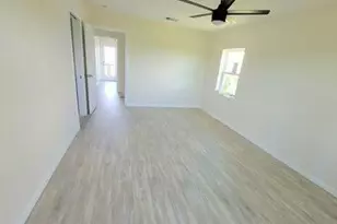 14142 Miramar Dr, Galveston, TX 77554 - Photo 13