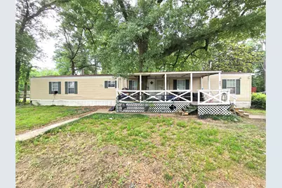 401 Dunnam Avenue, Cleveland, TX 77327 - Photo 1
