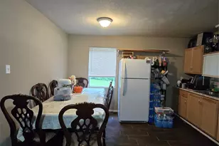 401 Dunnam Ave, Cleveland, TX 77327 - Photo 17