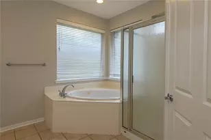 58 S Plum Crest Cir, The Woodlands, TX 77382 - Photo 19