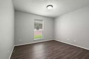 19 Terrell Trail Ct, Conroe, TX 77385 - Photo 17