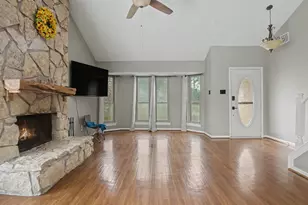 5322 Creek Shadows Dr, Houston, TX 77339 - Photo 7