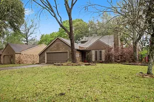 5322 Creek Shadows Dr, Houston, TX 77339 - Photo 3