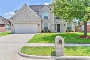 1621 N Yellowstone Dr, Deer Park, TX 77536 - Photo 1