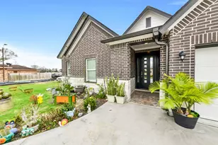 5414 Huepers St, Alvin, TX 77511 - Photo 7