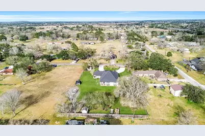 5414 Huepers Street, Alvin, TX 77511 - Photo 3