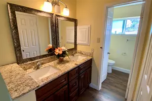 1903 Brushy Creek Dr, Sugar Land, TX 77478 - Photo 11