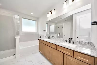 2920 Arbor Edge Crossing, Texas City, TX 77568 - Photo 27