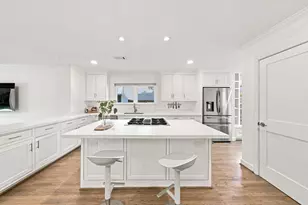 742 W 42nd St, Houston, TX 77018 - Photo 17