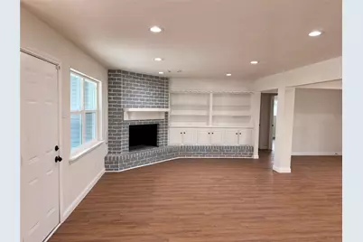 3303 Freshmeadows Drive, Houston, TX 77063 - Photo 5